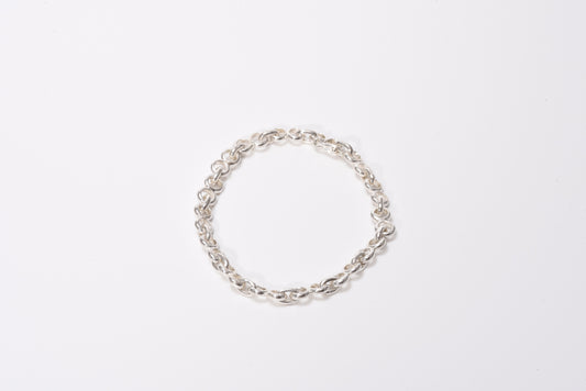 figure 8 chain bracelet