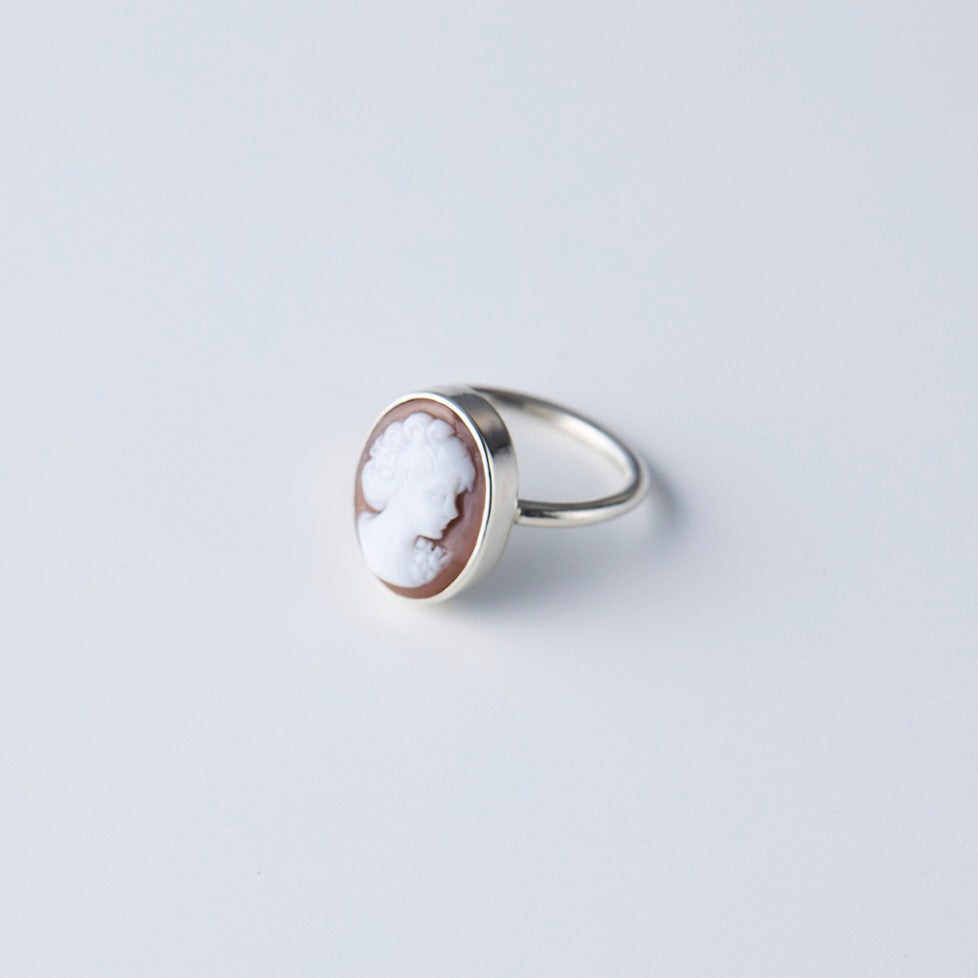 cameo ring