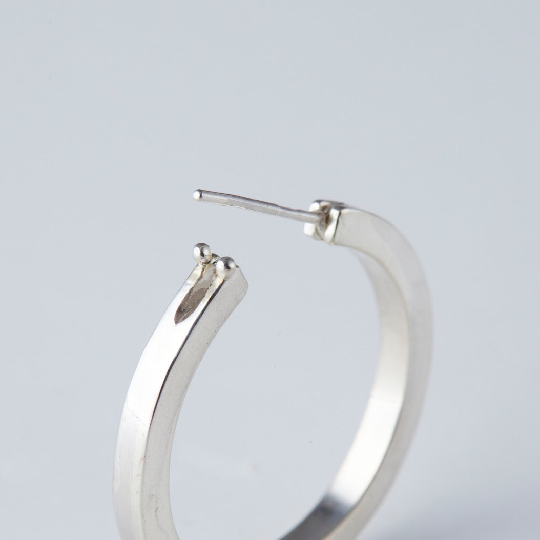 hoop earrings（big square hoop）（1pair）